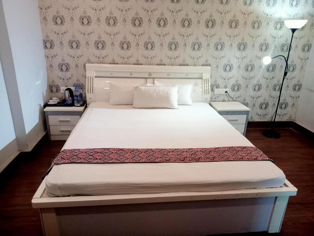 Ojas Hotel & Resort Durgāpur Zewnętrze zdjęcie