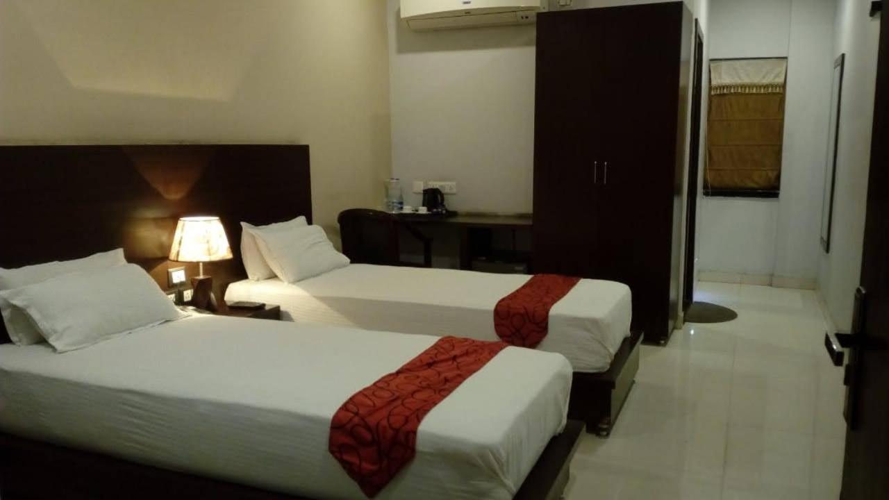 Ojas Hotel & Resort Durgāpur Zewnętrze zdjęcie